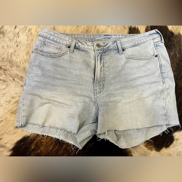 New without tags. Tried on once. - Picture 1 of 3